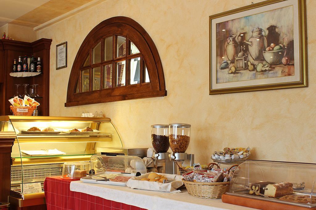 Hotel Il Focolare Fabro Exterior photo